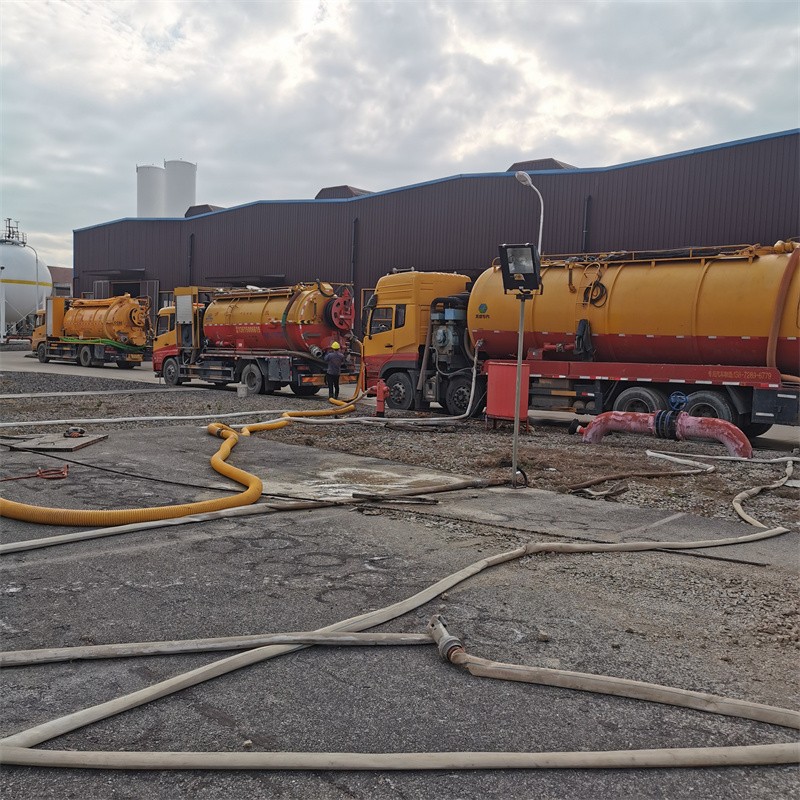 辉县污水池清理