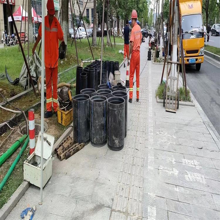 辉县管道短管置换修复