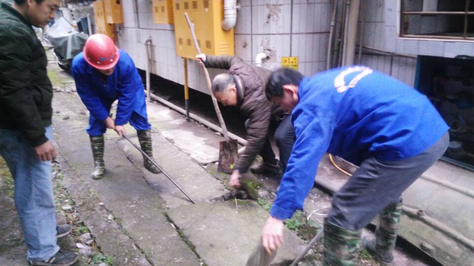 辉县清掏化粪池、管道疏通一站式服务<高效><技术><可靠>